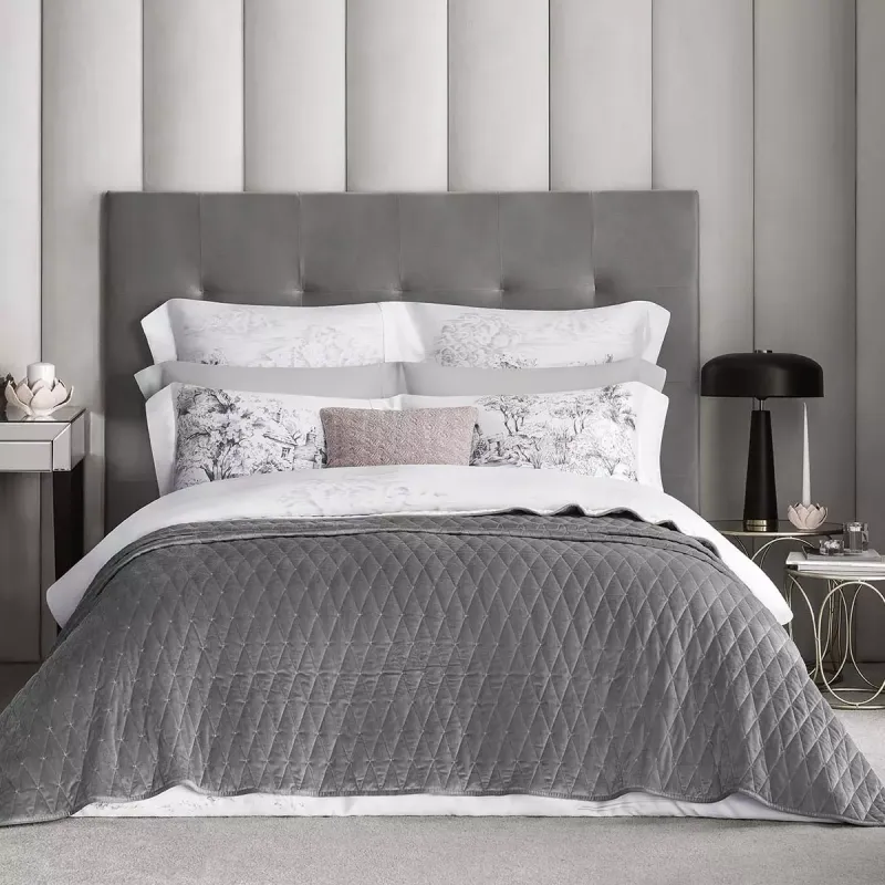 Bedspread MORETTO