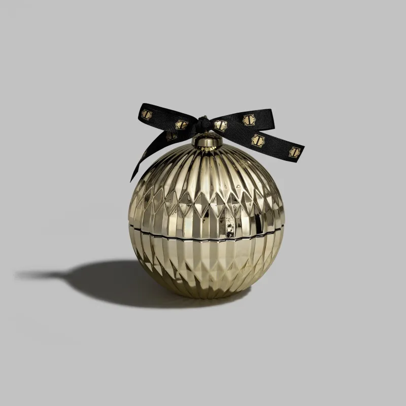 Scented candle PLUM AND VANILLA