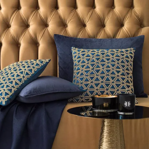 Decorative pillow LENUAR