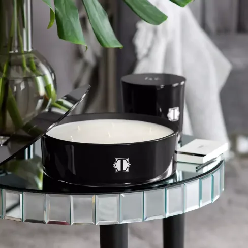 Scented candle BERGAMOT & VIOLET  