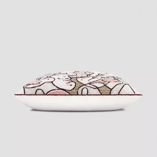 Decorative pillow LIOTTE