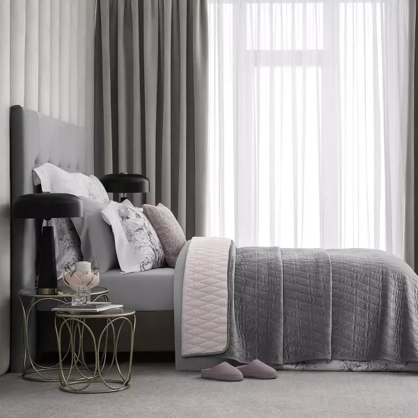 Bedspread MORETTO
