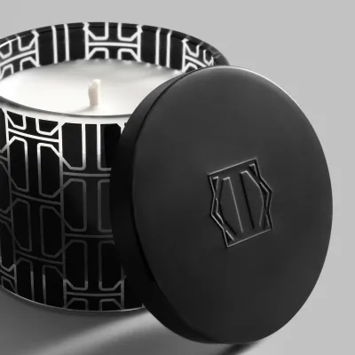 Scented candle SANDALWOOD & CAMILLA