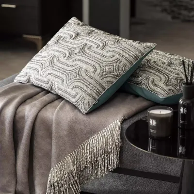 Decorative pillow SAURINO
