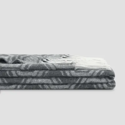 Throw VIOLANTE
