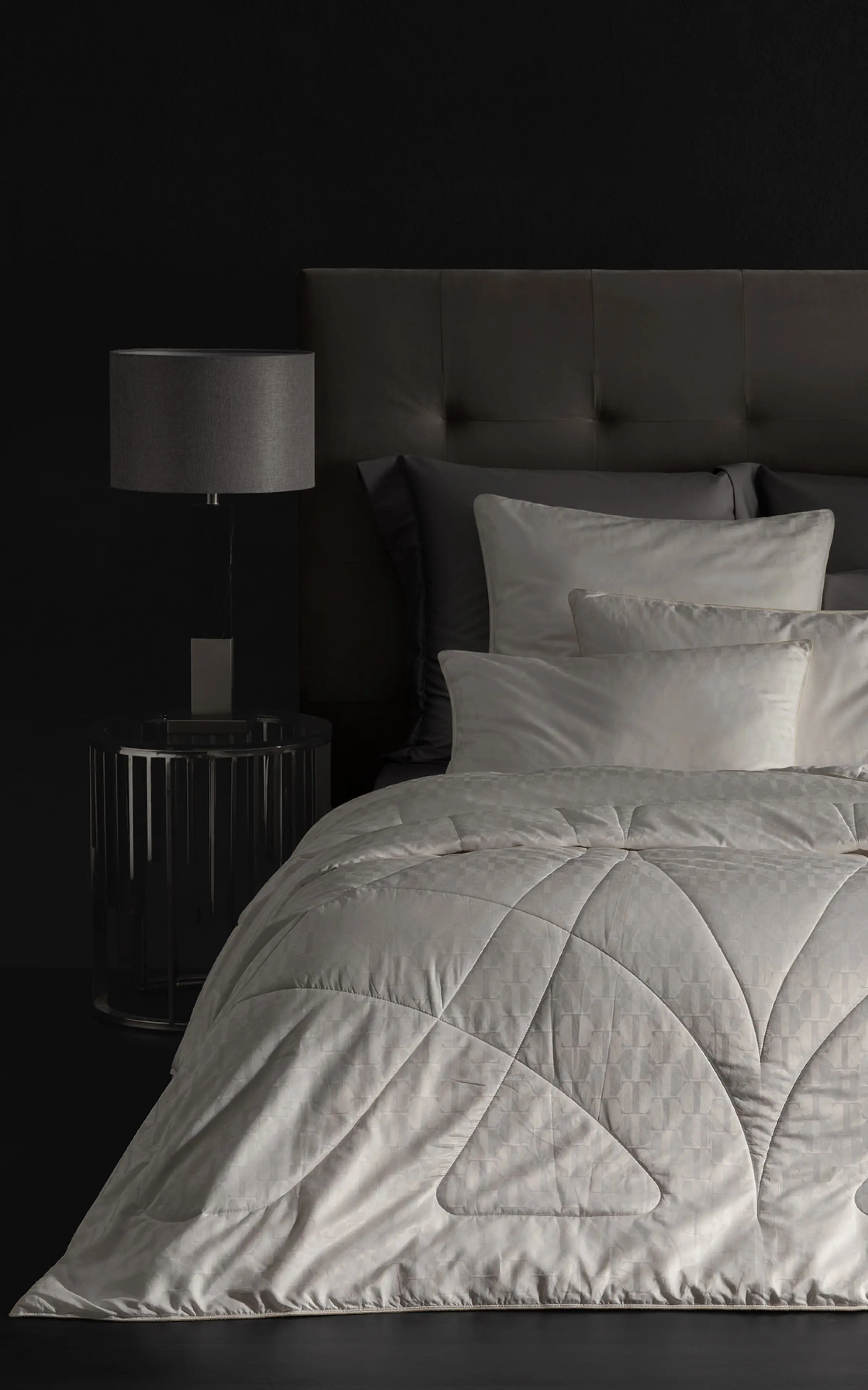 Infinity Duvet <br>
Timeless Luxury for Every Time of Year